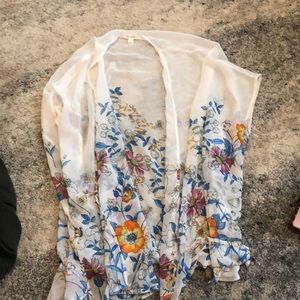 Float white cardigan
